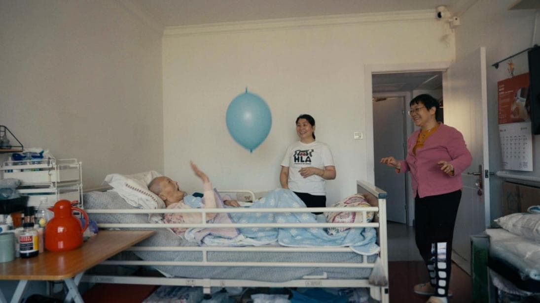 《前浪》番外篇聚焦老年照护议题：60岁女儿为父母打造“家庭养老院”