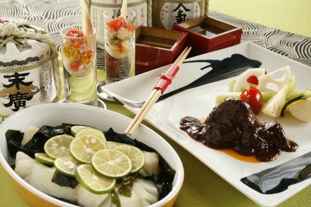 如何用酒烹饪？料酒什么时候放？烹调菜肴用酒有学问
