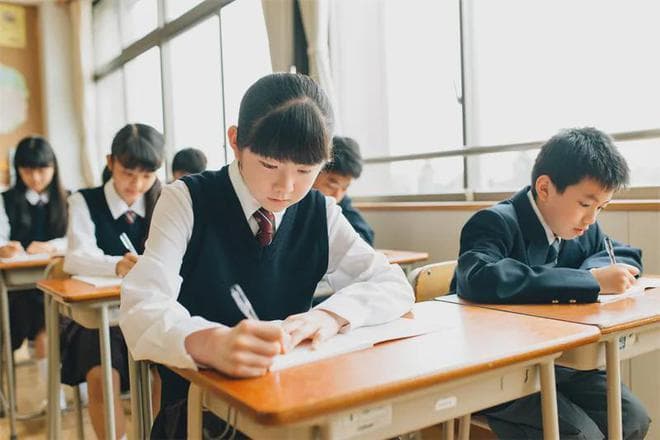 临近开学，家长群炸了！孩子住宿还是走读？看完这篇再也不纠结了