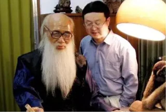 张大千与徐雯波：年龄阻挡不了爱情，晚年送她一幅画卖了4377万