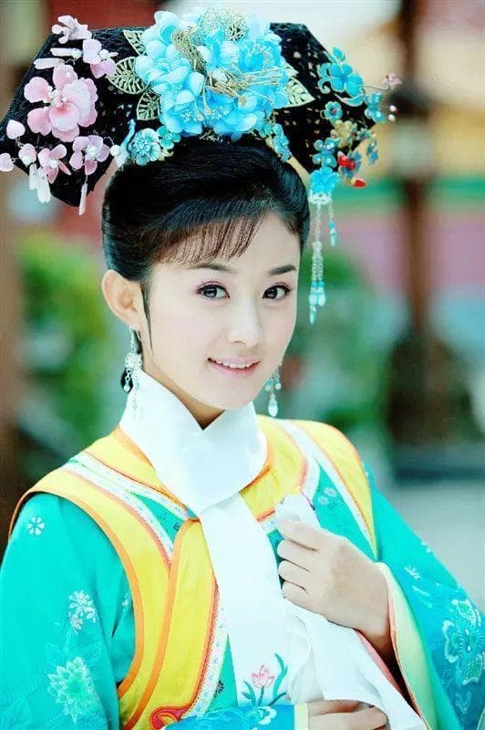 十年演艺路，赵丽颖用实力诠释“流量”真谛