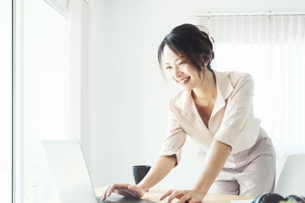 职工社保缴费档次划分与缴纳标准解析