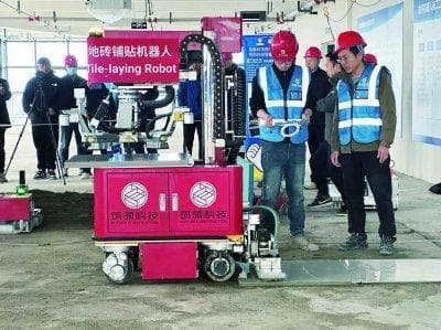 江苏南京：探索智能建造 多款机器人助阵大楼装修