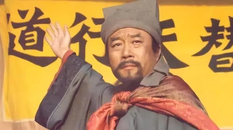 水浒传十大高手排名：鲁智深勉强排在前十，谁是名不虚传的第一？