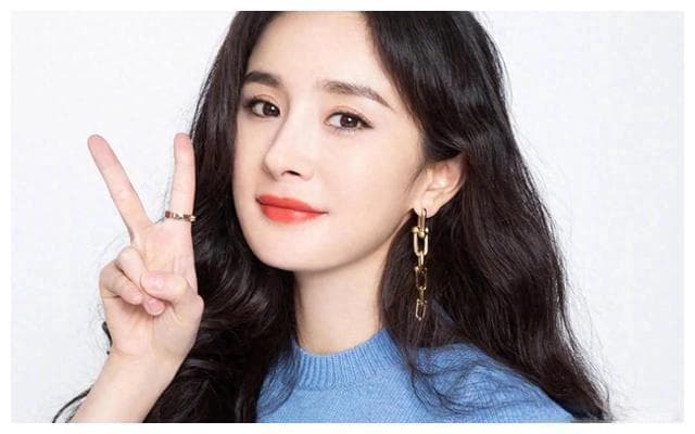 万人迷女星杨幂，为何她持续闪耀在娱乐圈
