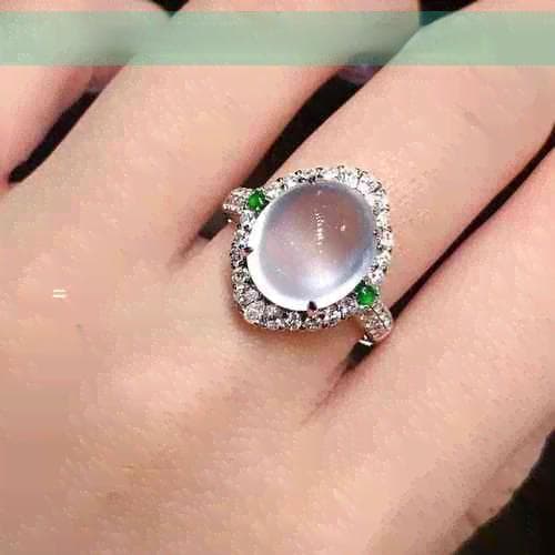 贺兰石和紫袍玉有什么区别？价值如何？