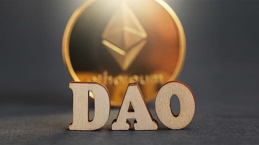 去中心化自治组织（DAO）：重塑未来组织形态