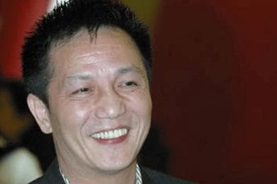 昔日上海首富直播复出：周正毅的商海沉浮