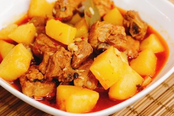 冬季滋补首选：土豆炖排骨