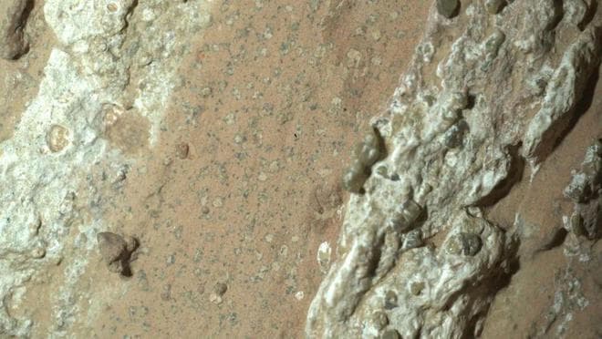 NASA "毅力"号火星探测器发现可能孕育生命的岩石