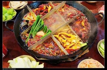 重庆美食深度指南｜2025年最新版探店实测+本地人推荐