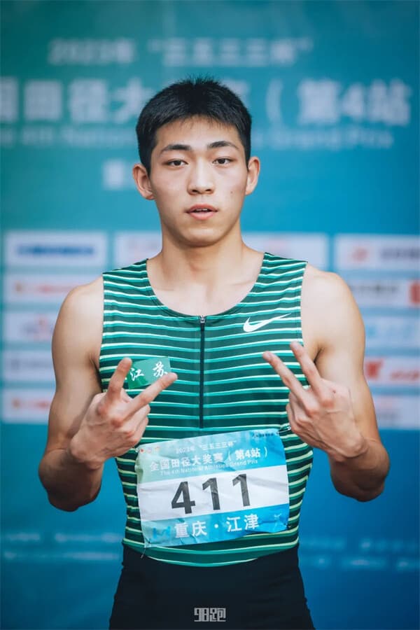 7秒53！靖江“飞人”刘俊茜晋升男子60米栏中国第二