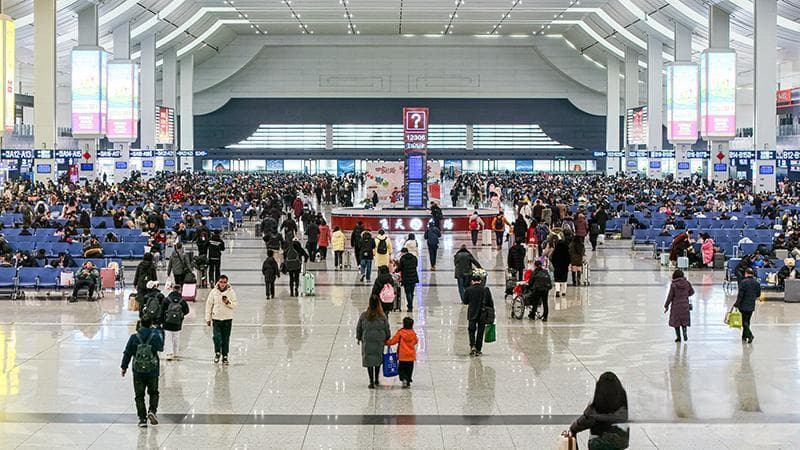 2025年春运|兰州车站：创新服务让419.21万旅客回家路更有温度