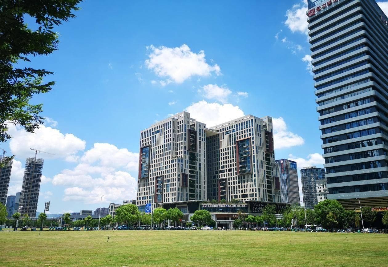 楼宇自控系统以其高效、智能、便捷特点，在各种建筑得到广泛应用