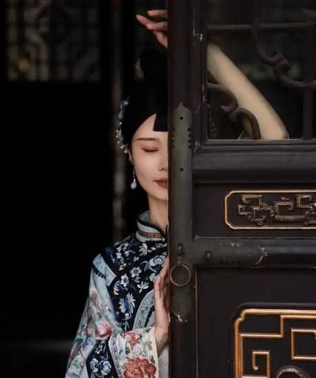 古代女子的"隐私用品"：从禁忌到解放的漫长历程