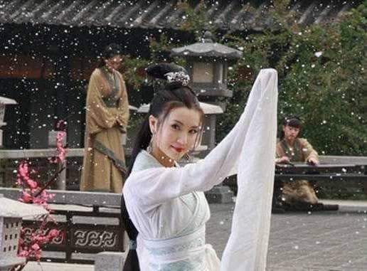 为什么没有载入史册的貂蝉能成为四大美女之一？是因为爱情吗？