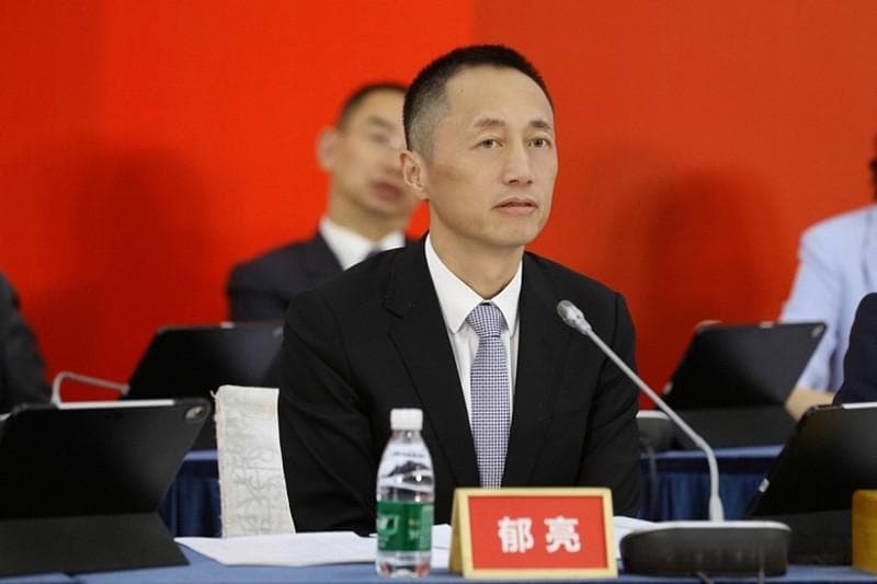 万科抛出瘦身计划：多元化业务挥刀断舍离，每年卖200亿资产降债