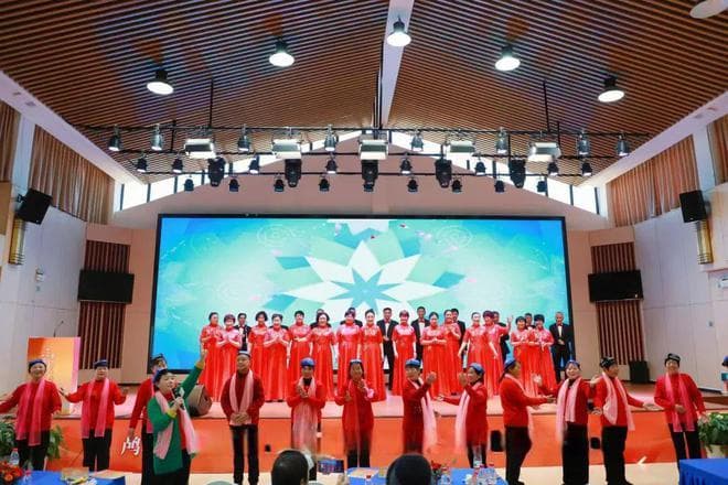 12000元公益款助力，鸬鸟镇为37位独居老人庆生