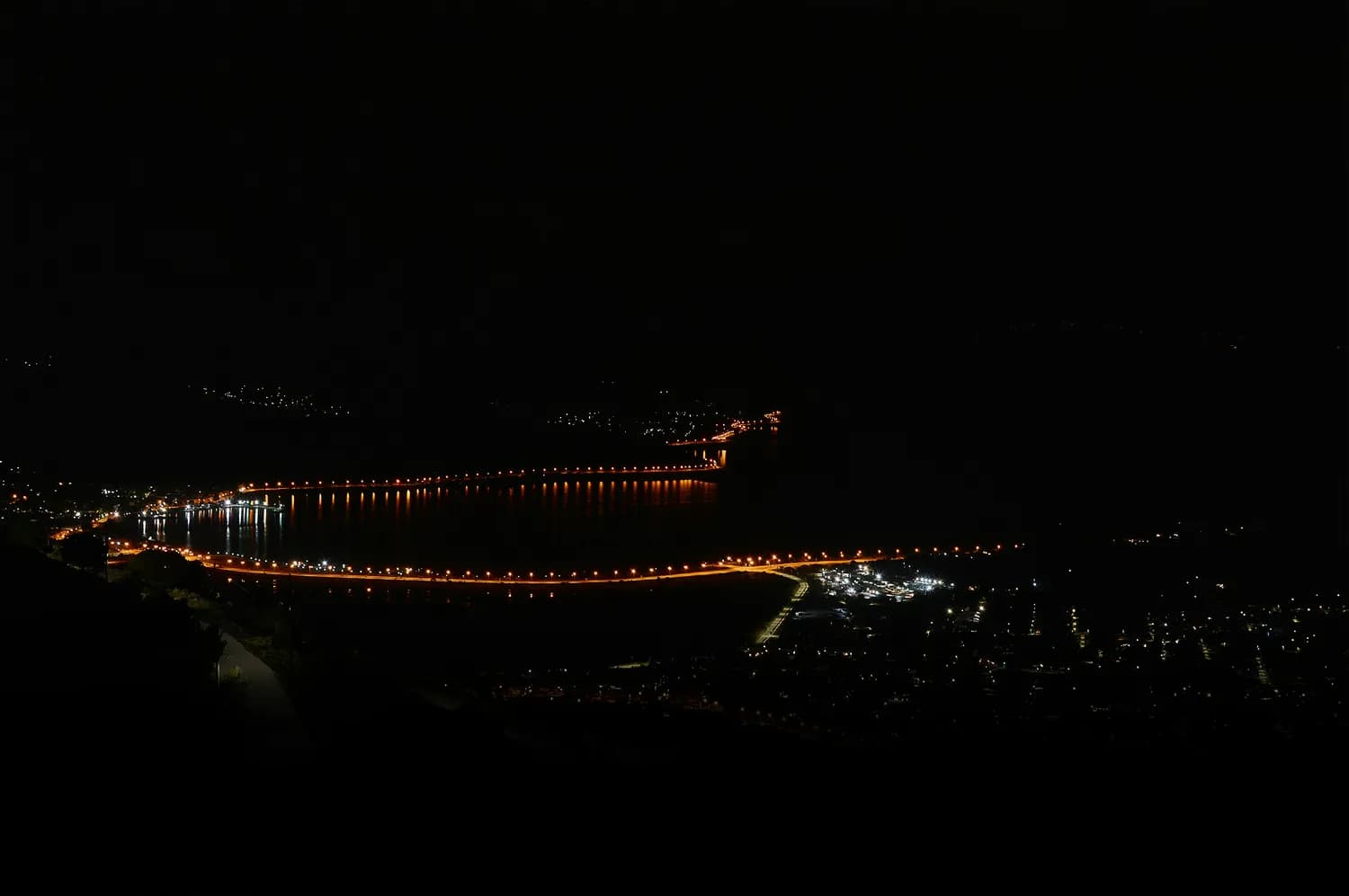 三峡大坝最新游玩攻略：观景平台升级、夜间灯光秀等你来打卡！
