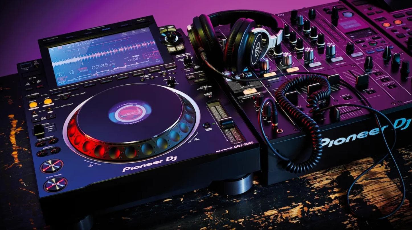DJ 新手必备攻略：您首场演出前必须要知道的七件事情