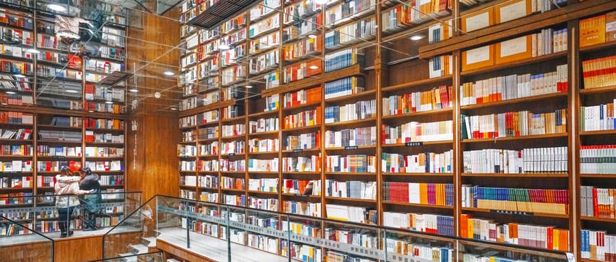 物理学专业就业前景和就业方向：理科生的“万金油”选择，未来十年吃香！
