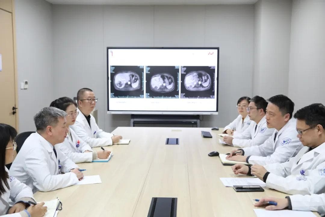 「结直肠癌肝转移≠死刑判决书」，浙大四院临床创新团队助患者闯过「生命禁区」