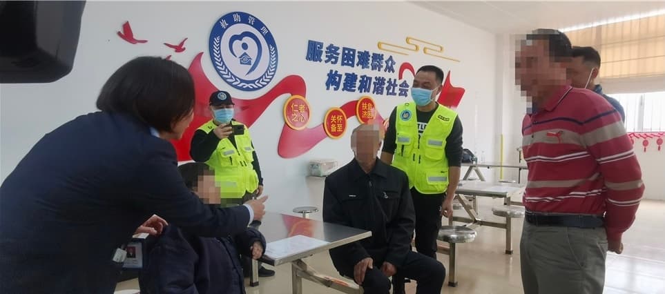 “没有你们，就没有我们的久别重逢！”失散24年后， 她终与家人团聚