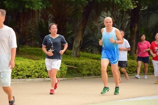 每天慢跑半小时，就能排出肾结石？2个简单方法教你“消除”结石