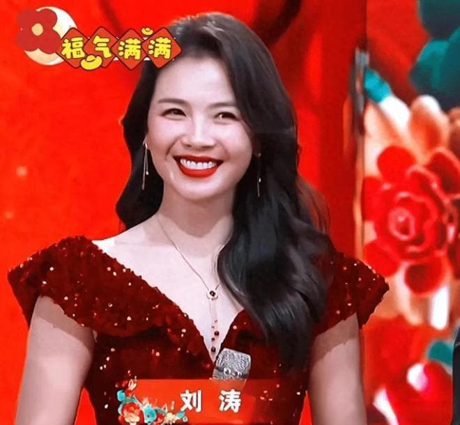 刘涛、唐嫣、佟丽娅跨界主持，谁最抢眼？