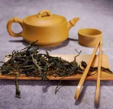 恶心想吐时，喝什么茶能缓解症状？
