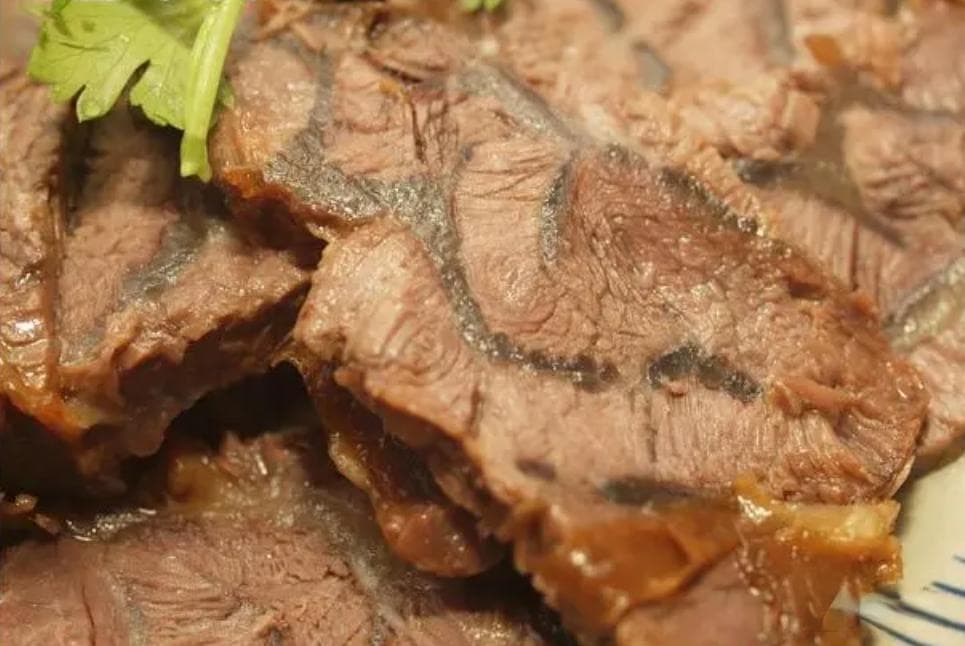 用这4种香料，不管啥肉，卤肉软烂入味还没腥味，隔条街闻着都香