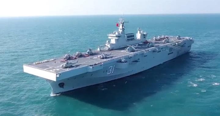 075型两栖攻击舰：4艘已就位，吨位之争持续