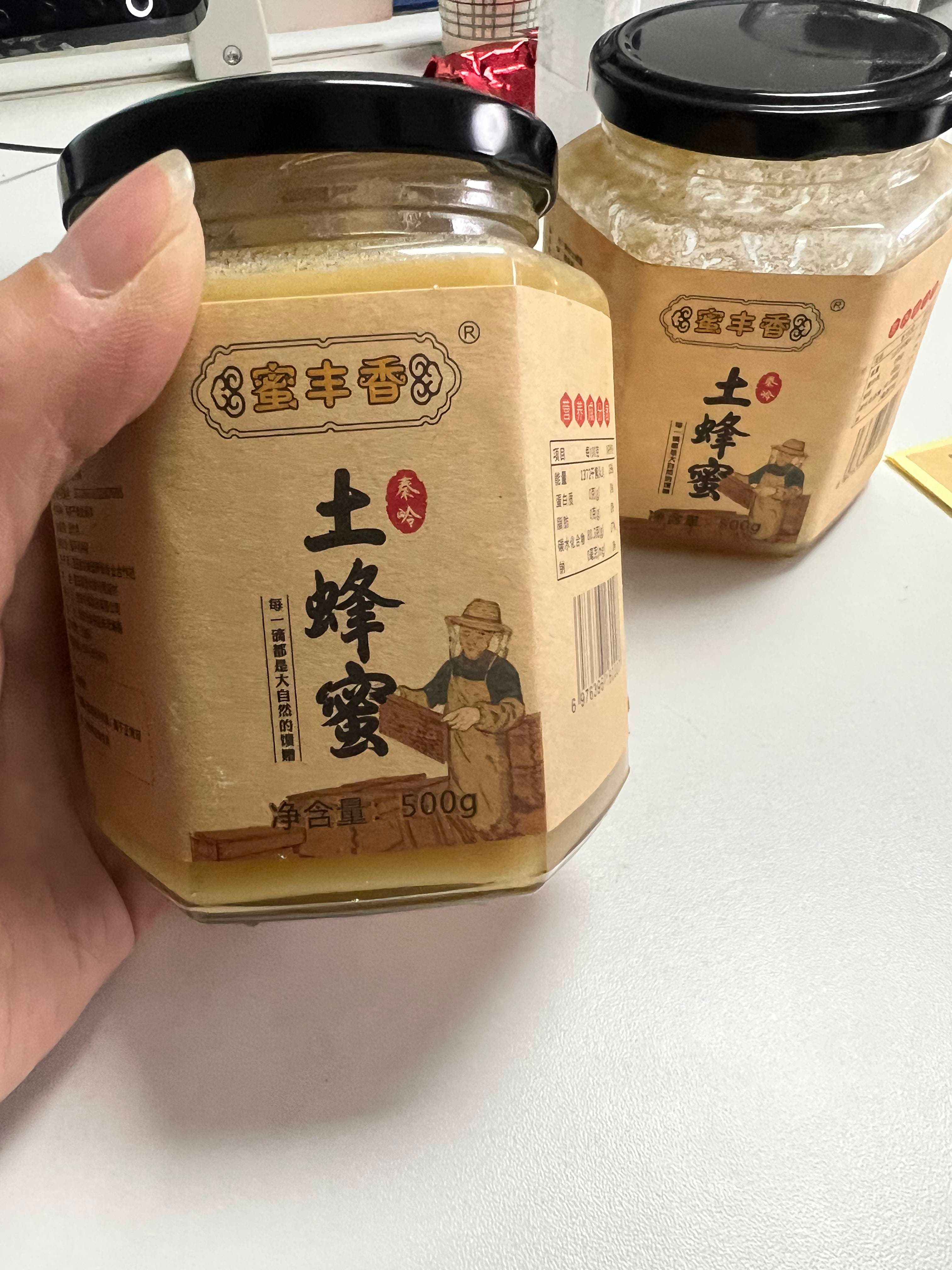 清晨空腹喝蜂蜜水的好处? 早上起床喝蜂蜜水好不好?