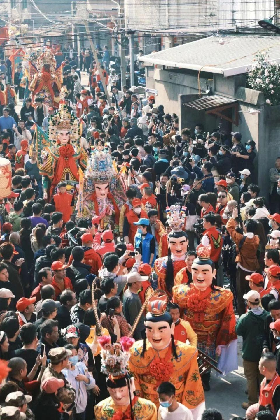 全国网友都赶来了！福州游神爆火的背后，这些事情一定要引起重视！