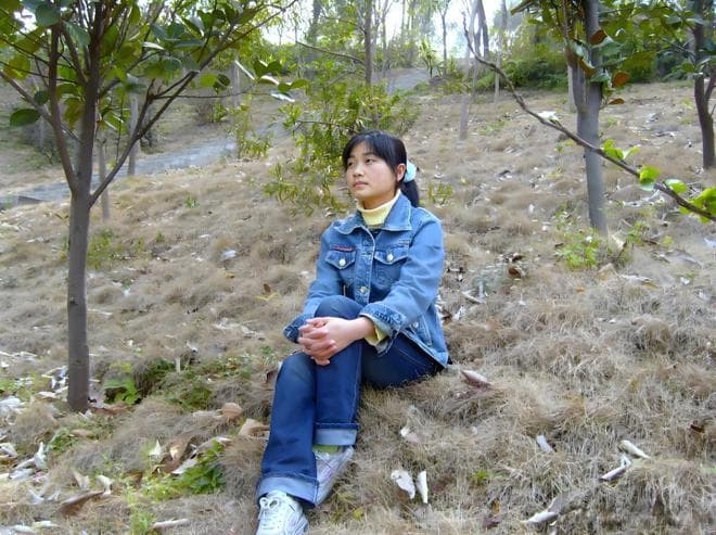 “房奴”与“职场战士”：透视年轻人不婚不育背后的经济重压