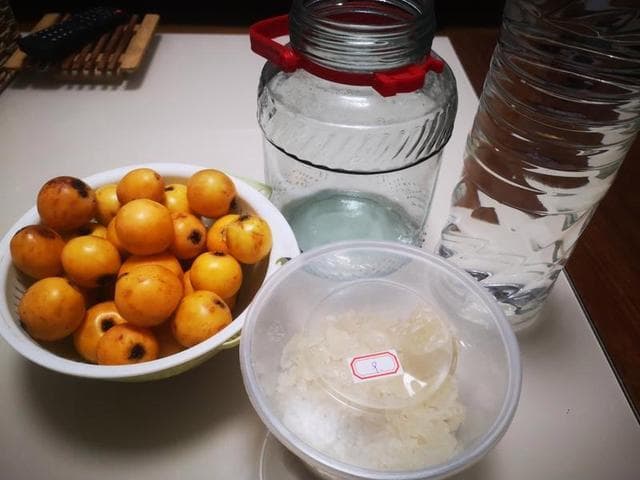 日式枇杷酒在家酿，7步制作图解教程