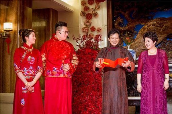 简单的订婚仪式流程介绍
