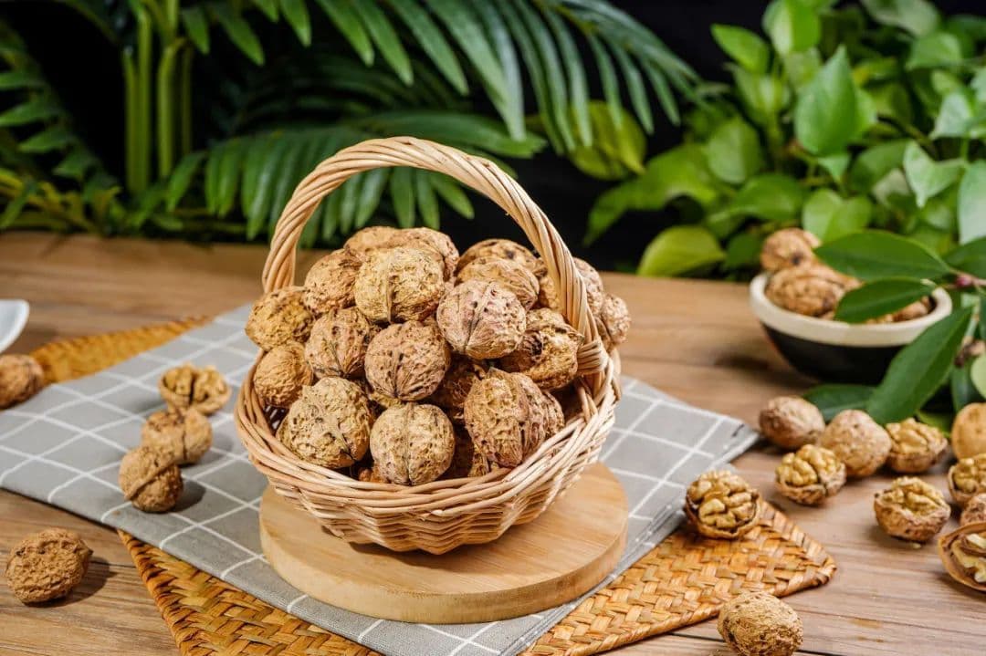 坚持吃核桃6个月，大脑真的会发生变化吗？