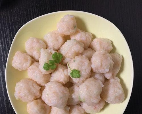 自制美味虾丸：从食材选购到烹饪技巧的完整指南
