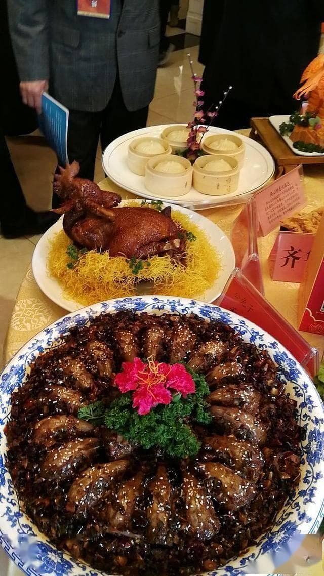 从这里寻找当地美食：老君山风景区门票价格，入冬4日游攻略