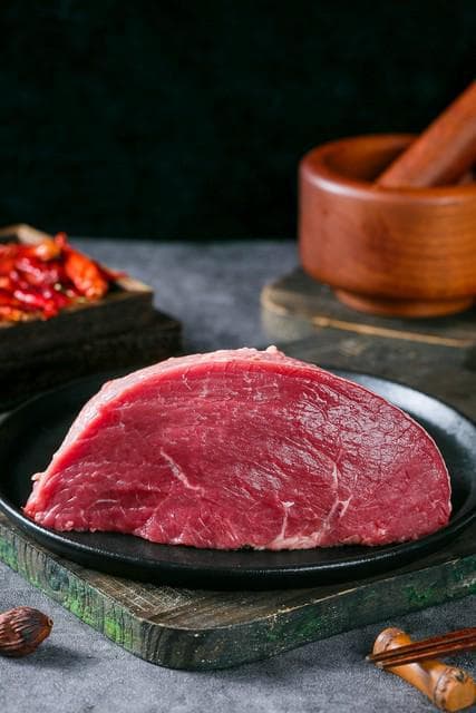 牛肉烹饪全攻略：从选材到出锅，轻松做出鲜嫩不腥的美味