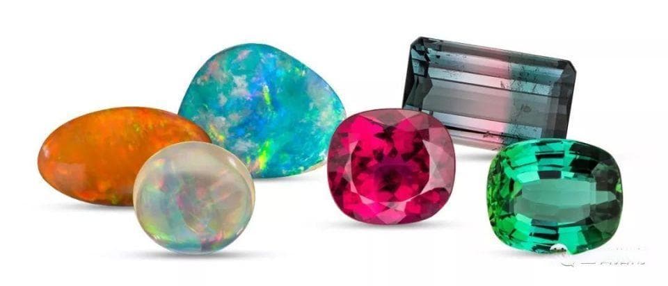 科普｜十月生辰石之一——欧泊（Opal）