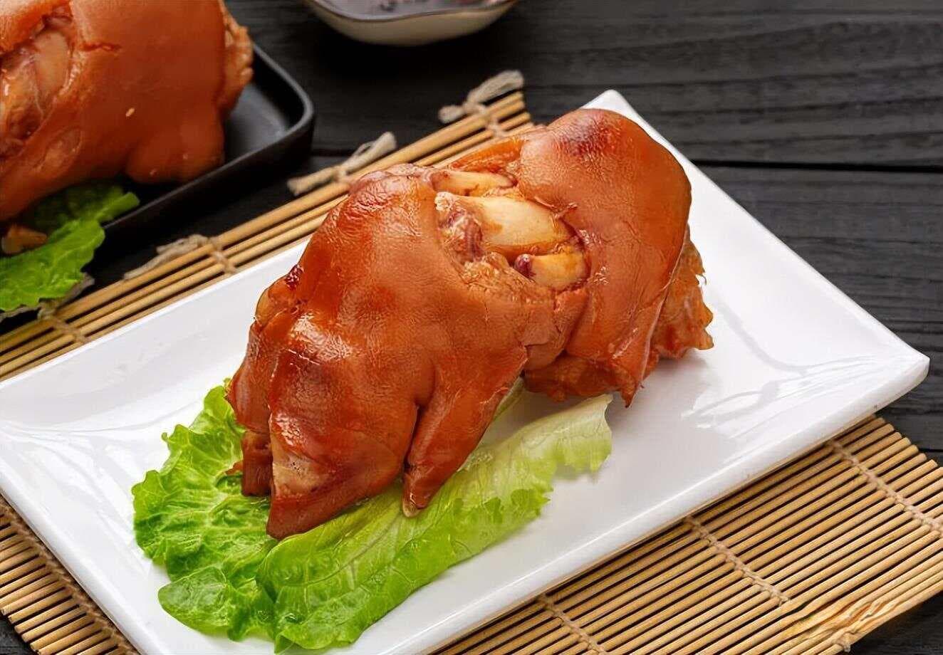 猪蹄不脱骨？这4种香料让猪蹄软糯脱骨，满口留香