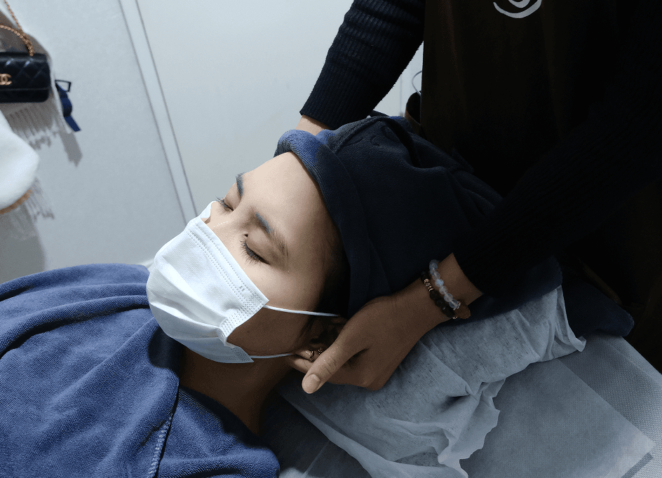耳朵发痒怎么办？全方位解决耳仔痕问题