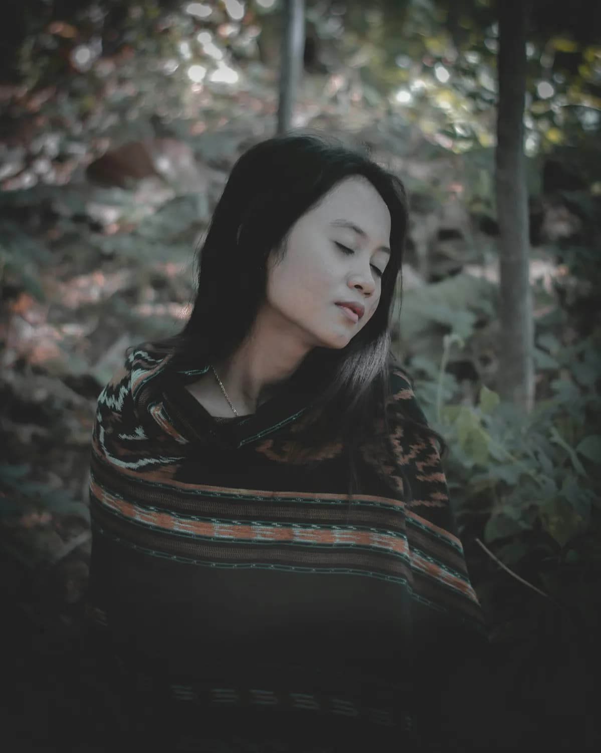 三毛《如果有来生》诗意解读：生命、自由与永恒的思考