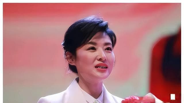 从春晚女神到商界女王：周涛的华丽转身