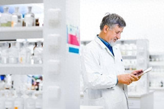 专家：莲子心茶不能替代药物治疗血管疾病