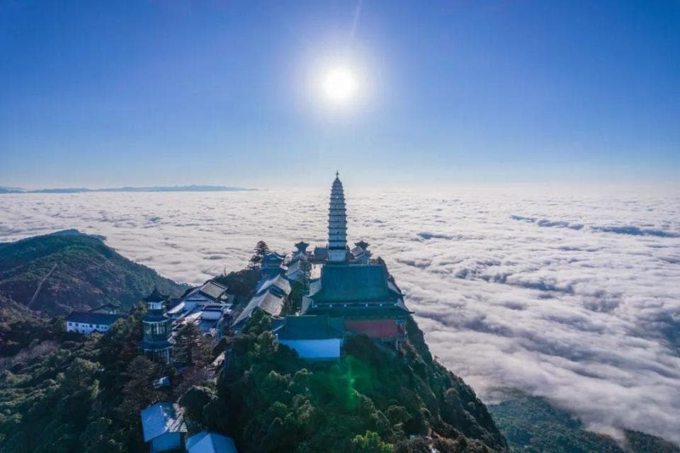 天下名山此独尊——鸡足山