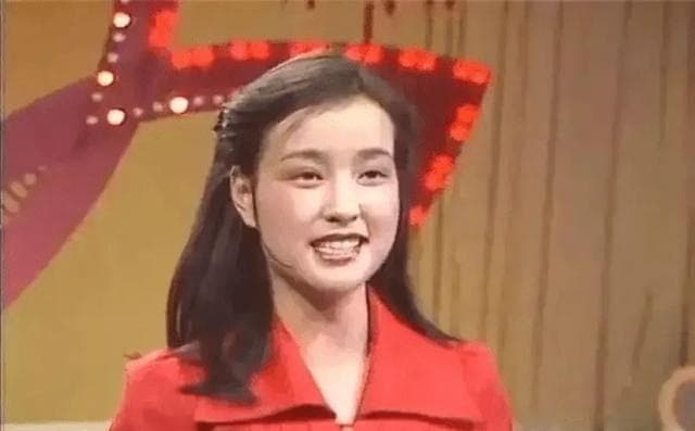 晓庆衫红遍全国唤起时代记忆