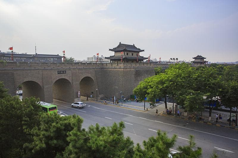 西安城墙骑行攻略——秋色+日落+晚风
